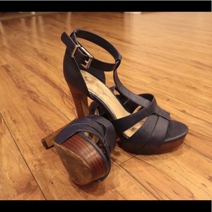 Super Cute Navy Blue Heels!